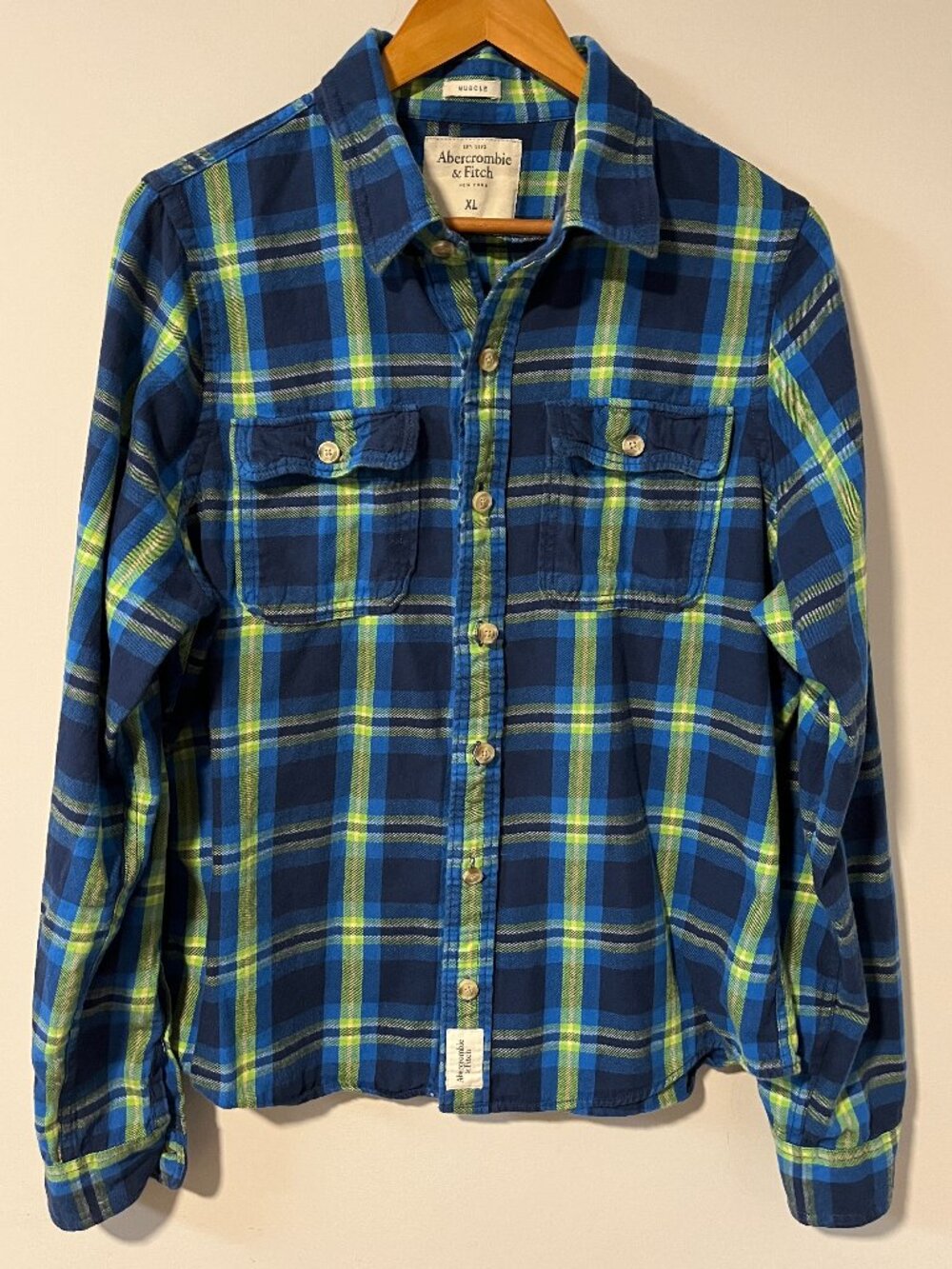 Abercrombie Fitch Plaid Button Down Shirt Mens XL Muscle Fit Cabincore Flannel